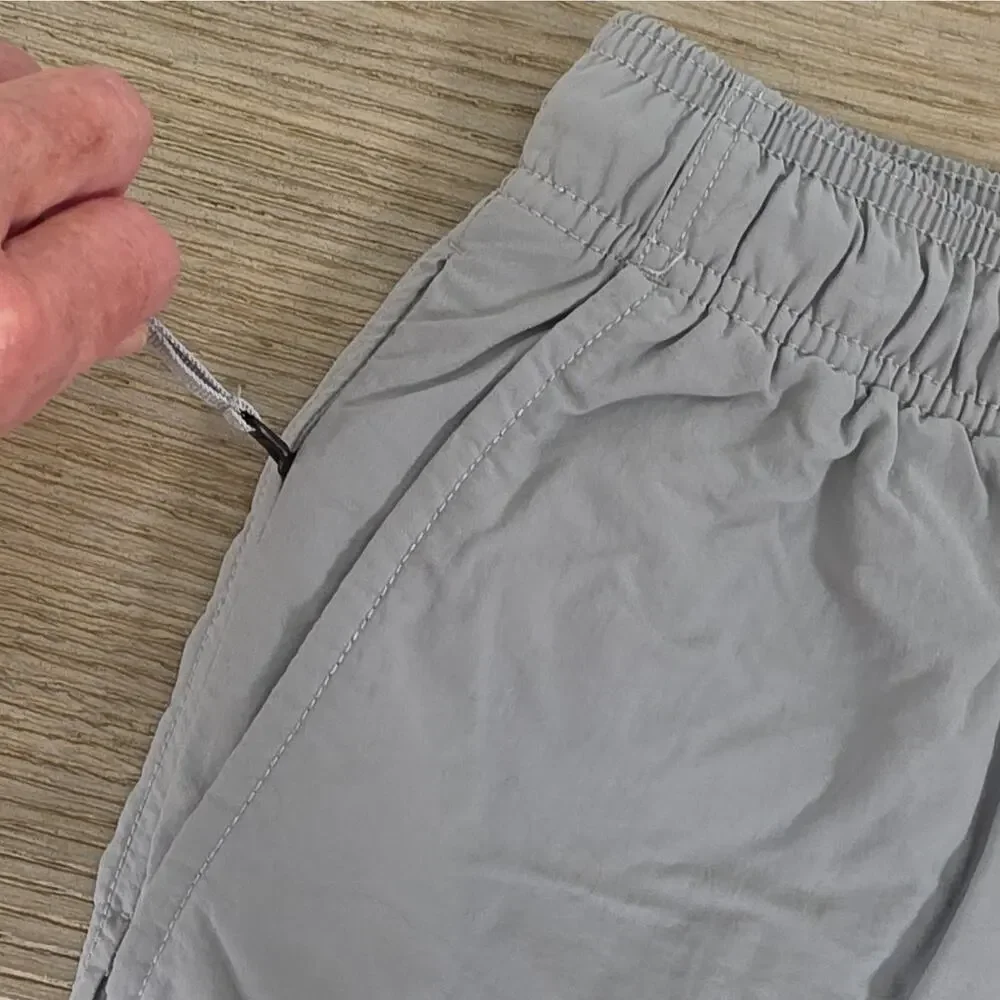 American Eagle Men's Solid Gray Swim Trunks XS Mesh Lined Drawstring Pockets
